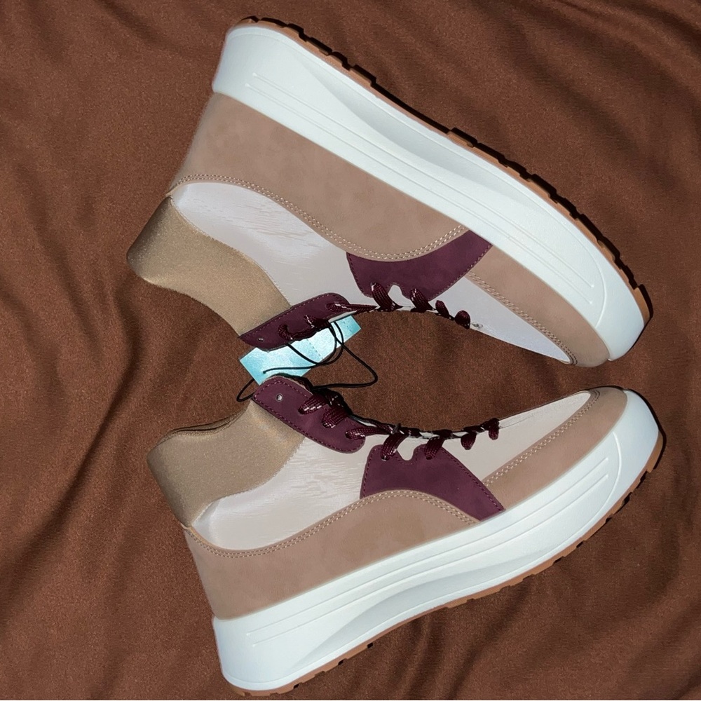 Maurice’s Caroline Hiker Hybrid Boot